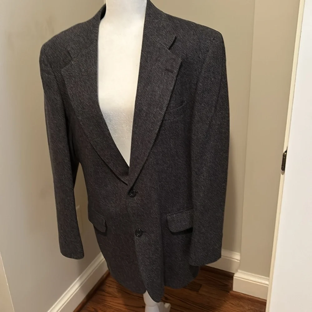 Men’s 100% wool grey/black herringbone sport coat sz 42 reg - Picture 3 of 8